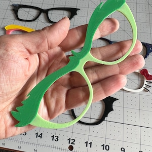 Des sourcils façon Grincheux imprimés en 3D