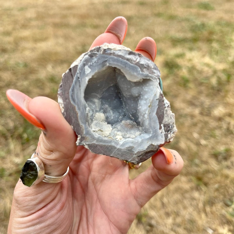 Chalcedony Geode - Etsy