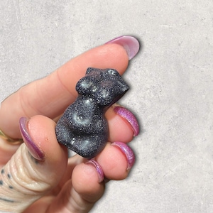 Miniature Goddess Carved Crystal Healing Figurines | green aventurine Two Body Types and Rose Quartz | Heart chakra
