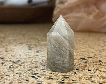 Garden Quartz Tower | Thousand Layer Quartz (1.5")