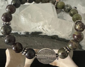 Bransoletka z koralików z jaspisu krwi smoka | Koraliki 8 mm | Srebrne detale | Bransoletka z kryształów unisex | Elastyczna, rozciągliwa bransoletka z jaspisu