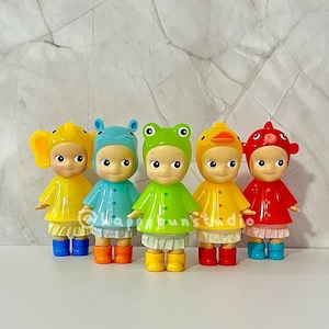 Skirts for Sonny Angel Raincoat Series | Clothing | Doll Figurine Collectible | Sonny Angel Smiski Clothing | Ruffled Skirt | Bottoms only Bild 1