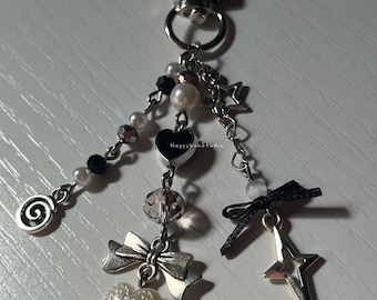Black and silver Ribbon Pearl Y2K Swirly Stargirl inspired Coquette Pearl Bead Keychain / Phone strap / Phone charm / Bag Charm / BagChain