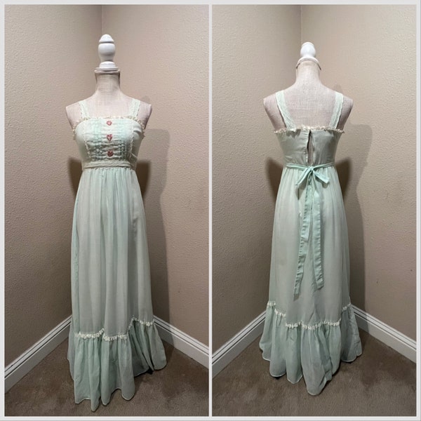 XS small wounded vintage 60s 70s candi jones spring prairie sundress pastel sea foam green sleeveless maxi fit and flare flowy romantic