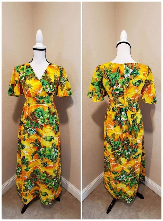 Vintage 70s novelty print Hawaiian maxi dress ang… - image 1