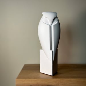 la casa del gufo, scultura minimalista del gufo, regalo di Pasqua