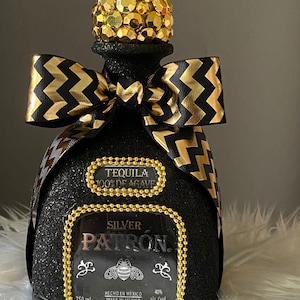 Black and gold glam (Empty)