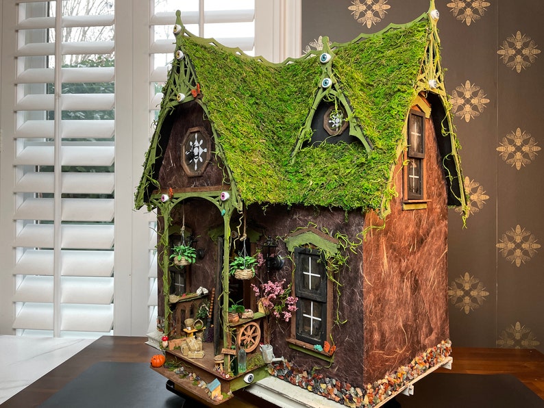 Victorian Gothic Haunted Dollhouse Witch House, Handmade By Artist, FURNISHED 1:12 Halloween image 10