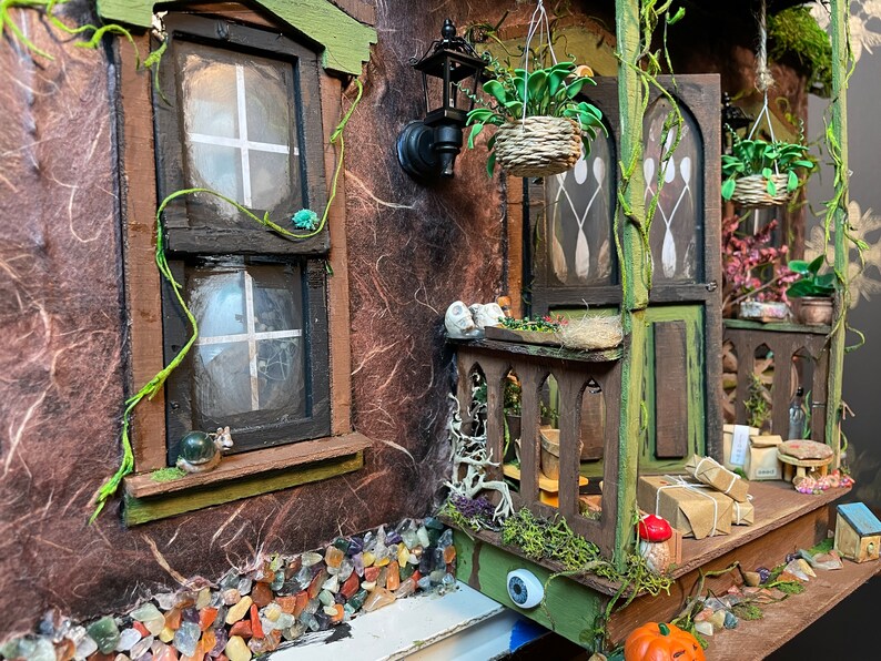 Victorian Gothic Haunted Dollhouse Witch House, Handmade By Artist, FURNISHED 1:12 Halloween image 9