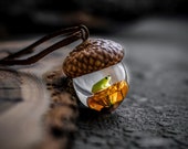 Acorn Necklace With Mushroom Frog, Resin jewelry, Acorn Pendant, wood resin pendant, Gift for Nature lover,Natural jewelry