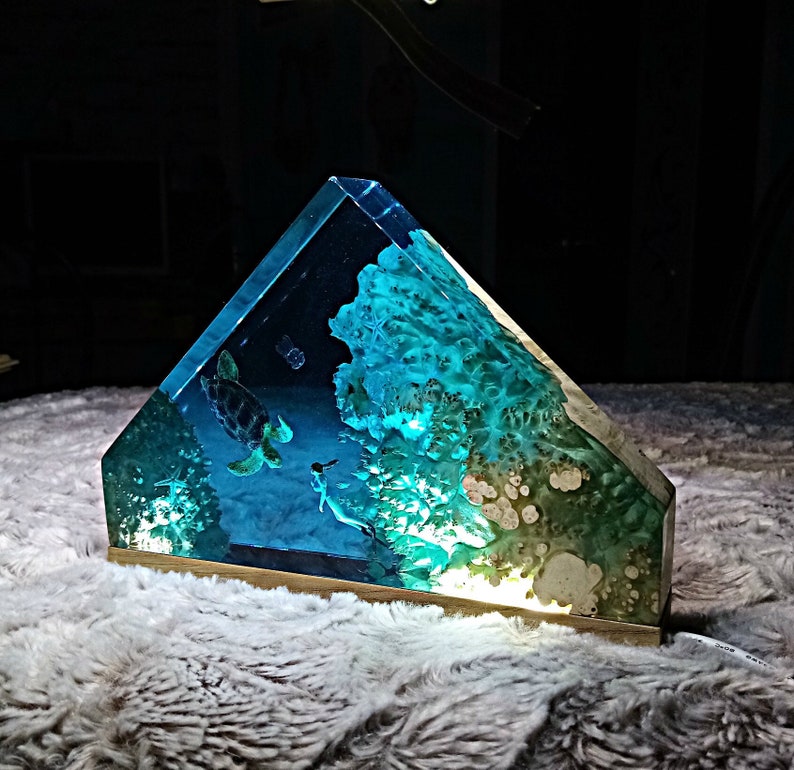 Sea turtle & Diver Epoxy Wood Night Light, Resin Light Lamp, Christmas gift image 2