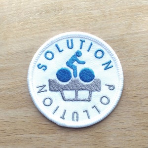Pollutiion Patch für Jacke, Weste, Fahrradhelm, Gepäckträgertasche, Satteltasche, Laptop oder Handyhülle.