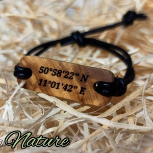 Coordinates Bracelet Wood Leather Personalized Engraved Gift Desired Engraving - Apropo Nature