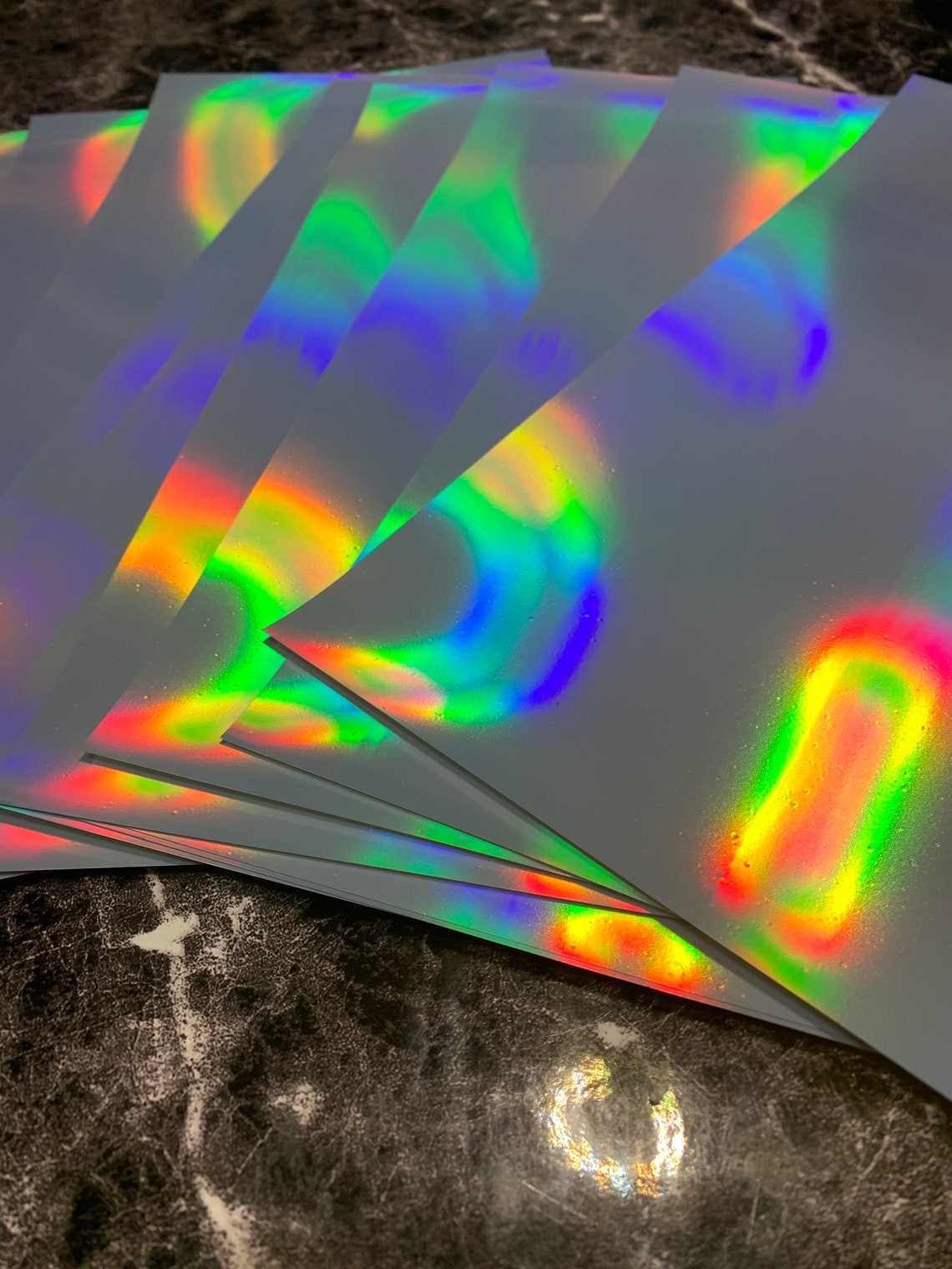 china-custom-printable-holographic-vinyl-manufacturers-suppliers