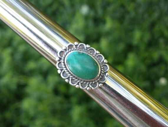 Vintage Green Stone Sterling Silver Ring, Artisan… - image 1