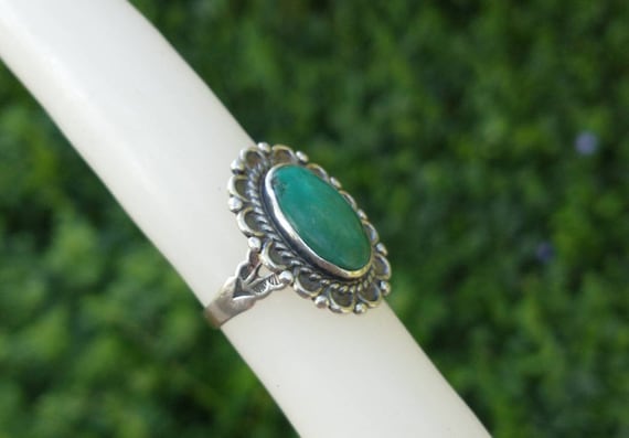 Vintage Green Stone Sterling Silver Ring, Artisan… - image 5