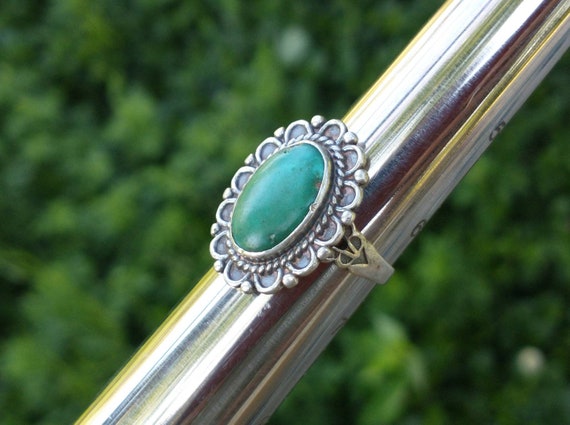 Vintage Green Stone Sterling Silver Ring, Artisan… - image 4