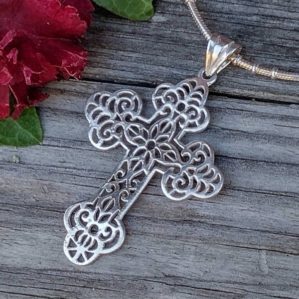 Sterling Silver Lacy Cross Necklace, Vintage Sterling Cross with 21 1/2 inch Fancy Sterling Silver Chain, Chain Made in Mexico