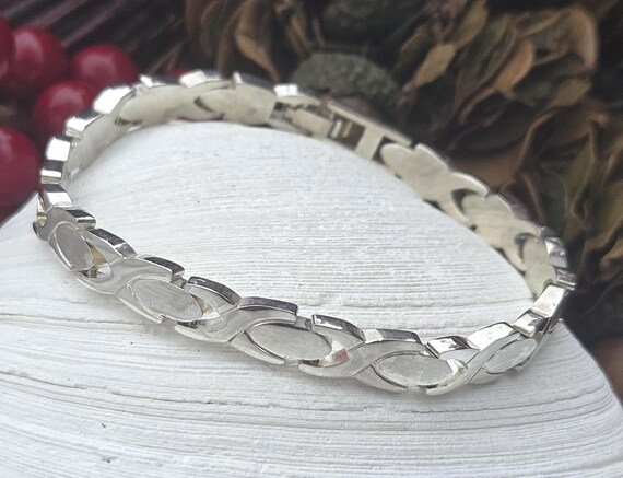 Vintage Solid Sterling Silver Chevron Link Bracel… - image 9