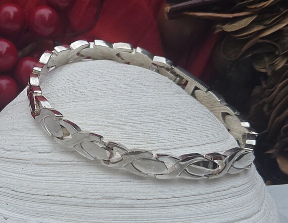 Vintage Solid Sterling Silver Chevron Link Bracel… - image 6