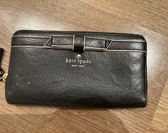 Kate Spade New York Black Leather Zip Around Designer Wallet Clutch - Free Ship