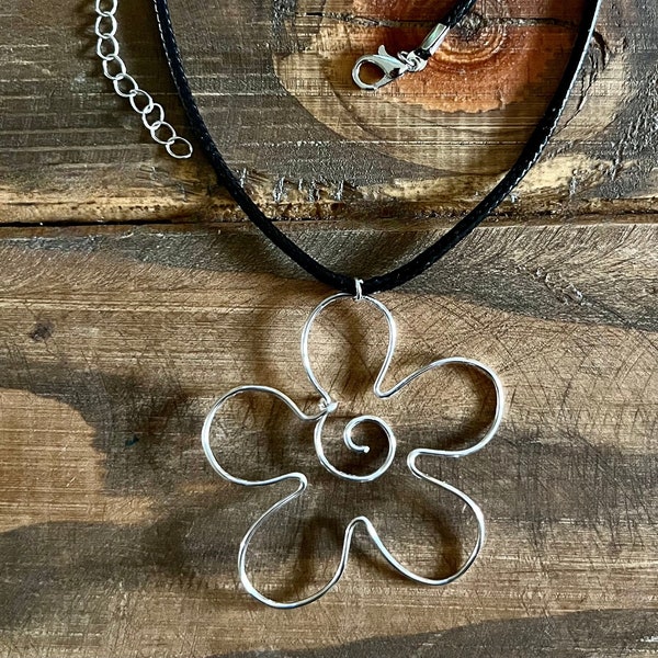 silver flower daisy style necklace, wire pendant with string, flower hippie, black string, festival style, hippy pendent charm, statement