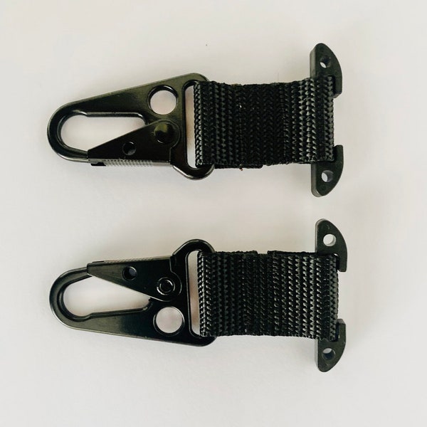 Tactical carabiner hooks for Molle vests or belts, perfect for securing car keys, lanyards, police, army, military