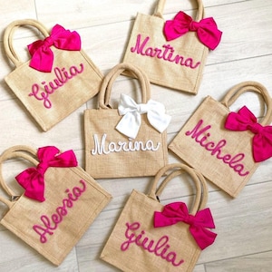 Borsa Juta personalizzata con nome e fiocco: regalo maestre e damigelle