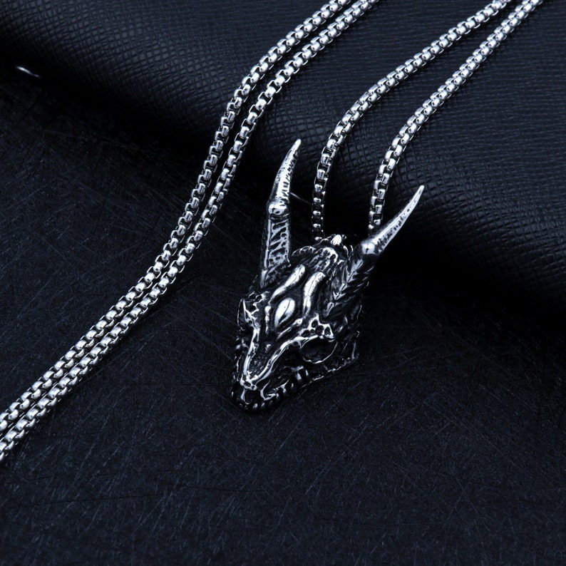 Dragon Skull Horns Pendant Necklace Chain stainless steel Gothic Vintage/Dragon/Skull/Royal Power