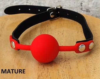 BDSM Ball Gag Silicone Mouth Gag with Adjustable Neck Straps couple Games Slave Bondage Cosplay