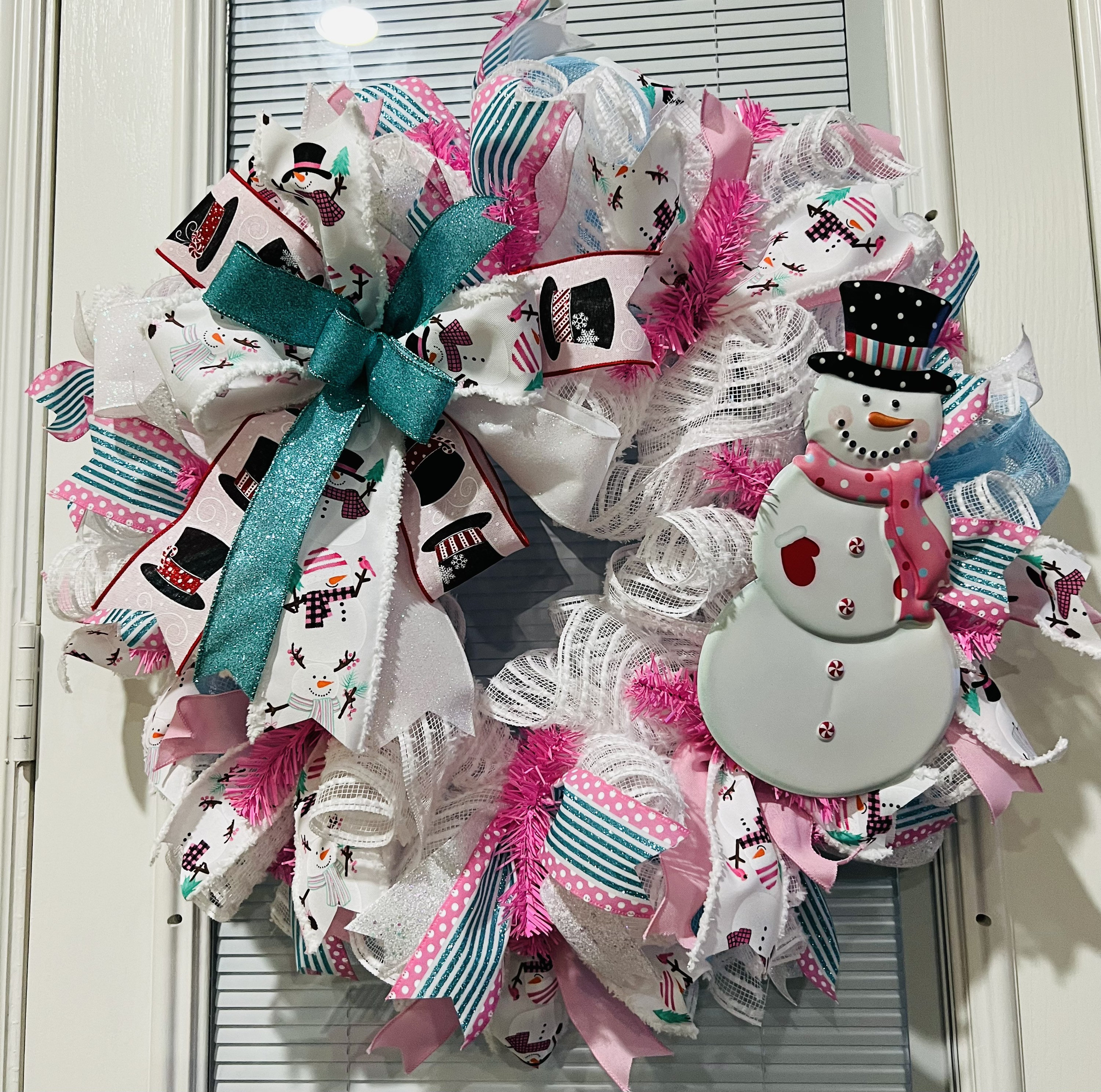 Winter Snowman Mesh Wreath for Front Door, Christmas Wreath, Front Porch  Decor, Gift, Whimsical Snowman, Snowflake Ribbon, Large Mesh Wreath 