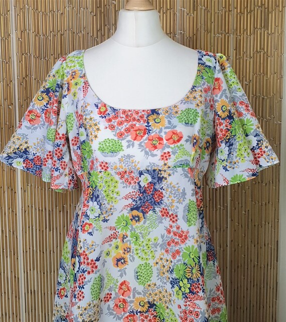 1970s 'QUAD' floral fit and flare dress. Size 12 - image 2