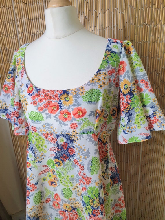 1970s 'QUAD' floral fit and flare dress. Size 12 - image 3