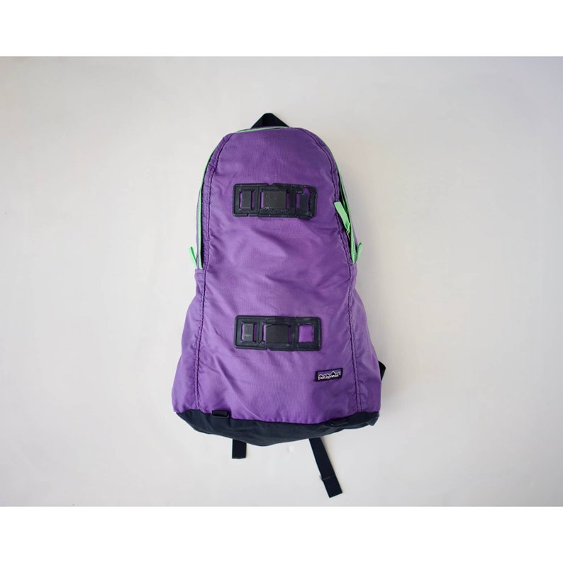 large logo dome crossbody bolsa