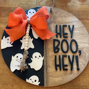 Halloween Front Door Decor | Welcome Door Hanger | 3D Lettering | Round Wood Ghost Sign | Hey Boo, Hey Sign | Fall Wreath
