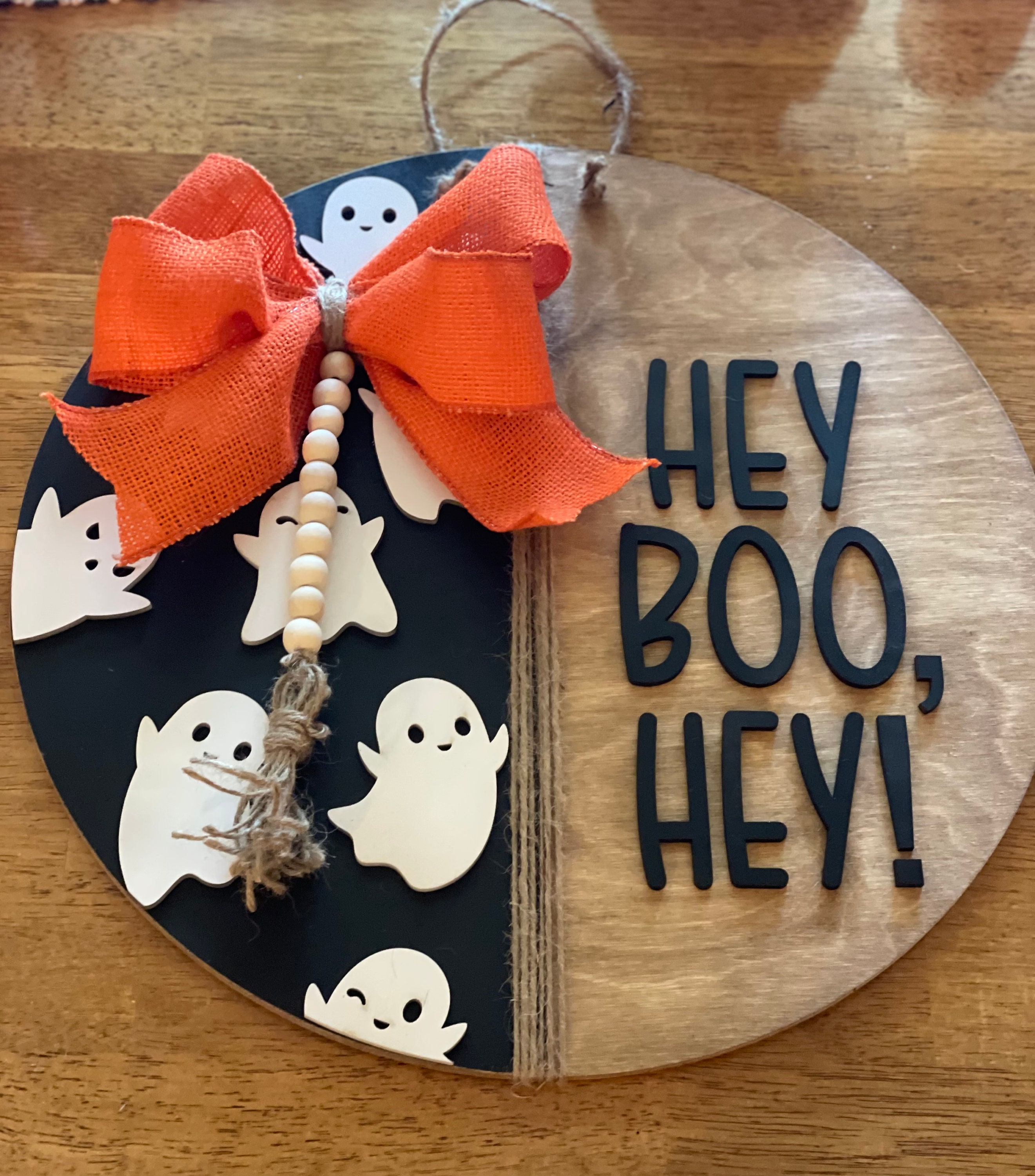 Halloween Front Door Decor | Welcome Door Hanger | 3D Lettering | Round Wood Ghost Sign | Hey Boo, Hey Sign | Fall Wreath