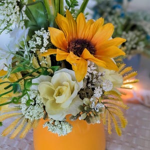 Charming Sunflower Display in Deep Yellow Glass Vase - Cozy Farmhouse Decor Accent