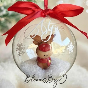Personalised Baubles, Personalized Christmas Decorations, Christmas Baubles, Christmas Gifts, personalized Christmas Gifts, floral baubles Big Reindeer
