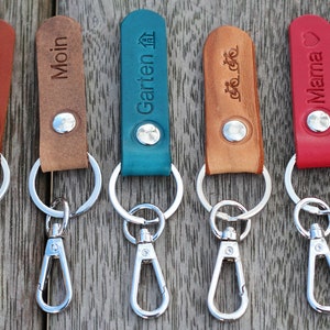 Keychain with ring & engraving, recycled leather, keychain personalized, gift idea, handmade, made in Germany, with symbol