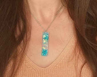 Long rectangular holographic pendant necklace