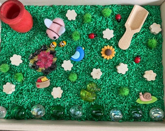 Spring sensory activity/ bin in bag/ resin wooden felt loose parts pretend play/ ladybug/ honey bee bumblebee/ fine motor skills/ counting