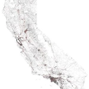 Puede incluir: Un mapa detallado de California, en tonos grises y blancos. El mapa destaca las carreteras, ciudades y características geográficas del estado. La densidad de las áreas urbanas es visible, con un enfoque en las regiones costeras y las principales áreas metropolitanas.