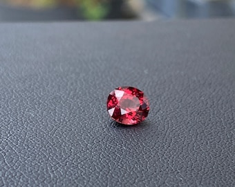 Spinelle Rouge De Sri Lanka 1,04 Ct - Taille Ronde, Clarté VS1 - Pierre Fine Non Montée