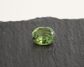 Grenat Démantoïde Russe 1.02 Ct - Vert/Jaune, Ovale, Naturel Non Traité, Pour Bijoux De Créateur