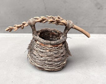 Vintage Artist Jean Yao Florida Palm Basket Hand Woven- Smithsonian Exhibit Artist