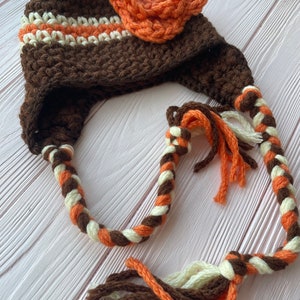 Autumn knitted hat for girls