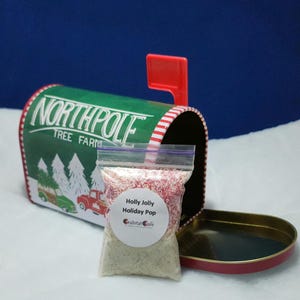 Holly Jolly Holiday | Hermit Crab Food – Serene Green Cranberry Pop Blend | Festive Crab Treat!