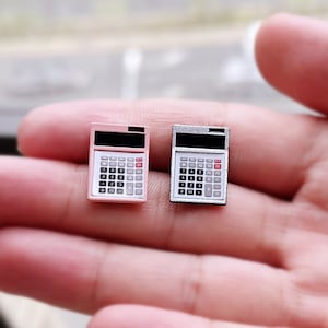 1/12 Dollhouse Miniature Accessories Mini Metal Electronic Calculator Miniature Furniture For Dolls House Decoration
