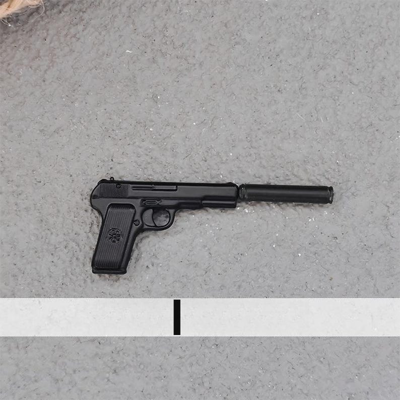 Miniature Guns for a Dolls House, Gun Replica 1/12 Scale, Action Figure ...
