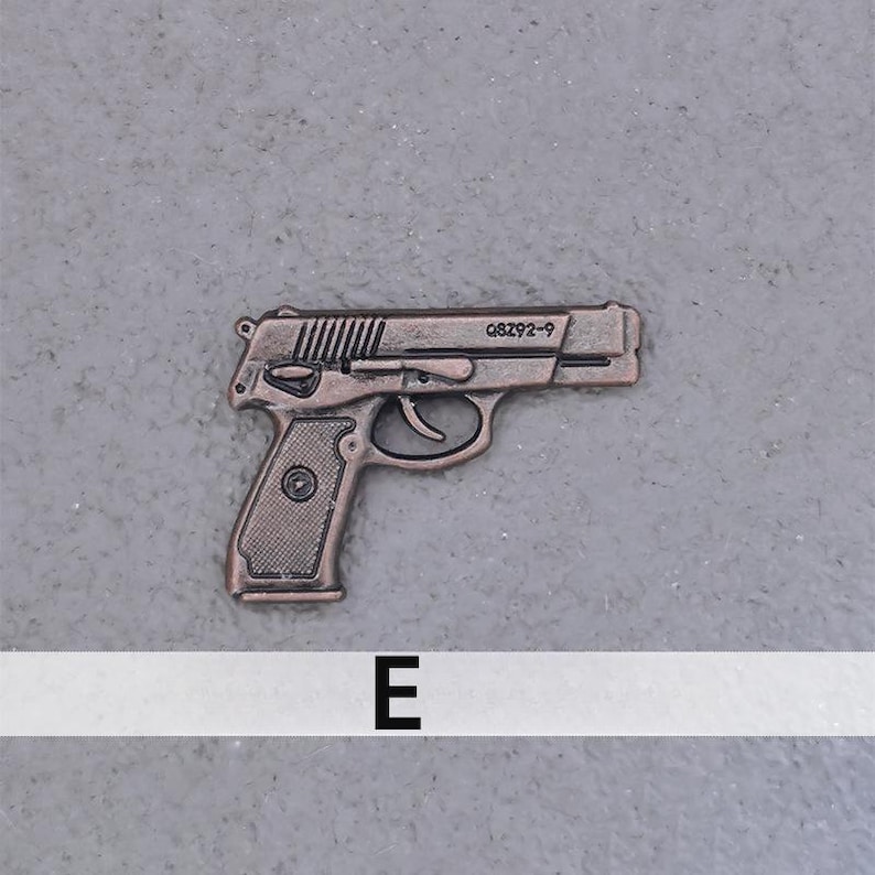 Miniature Guns for a Dolls House, Gun Replica 1/12 Scale, Action Figure ...